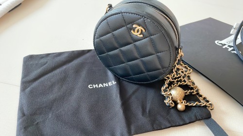 샤넬 골드볼 동그리백