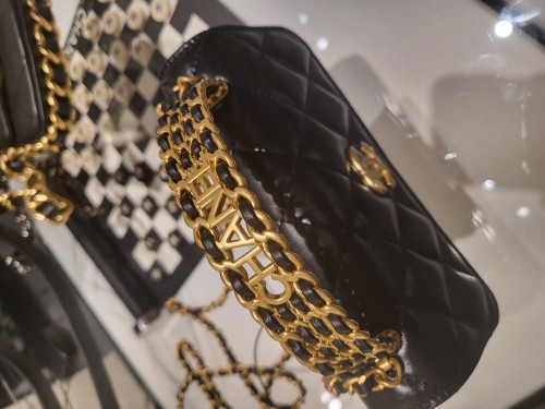 정품 샤넬백 23P 체인 탑핸들 플랩 폰 홀더 미니