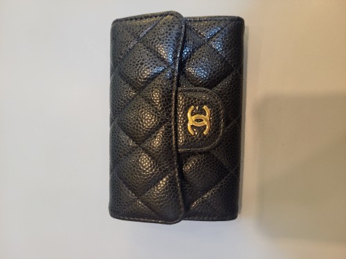 샤넬 클래식 똑딱이 금장