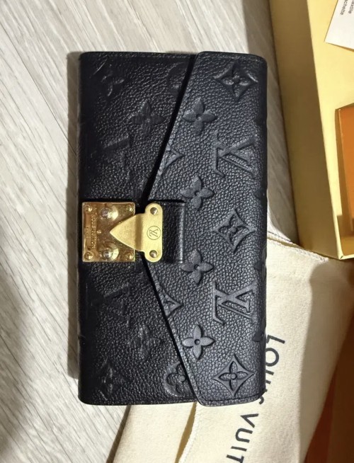 루이비통장지갑
